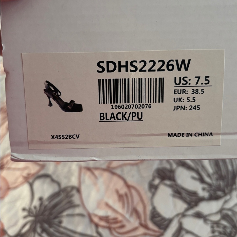 Dream Pairs Black Strappy Heels - Picture 2 of 4